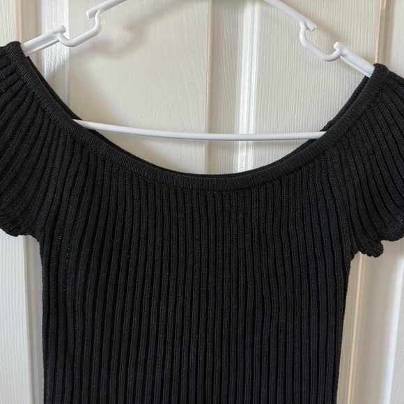 Versona Black Cropped Ribbed Top, S, Boat Neck, Cap Sleeves NWOT - Picture 5 of 7
